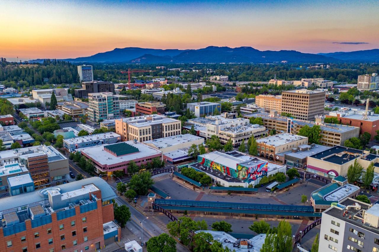 Holiday Inn Express : Eugene - Springfield By Ihg Ngoại thất bức ảnh